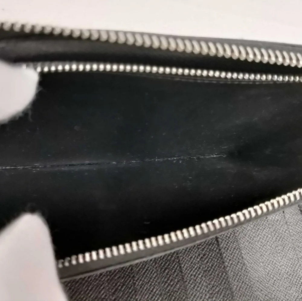 Louis Vuitton Damier Graphite Zippy Wallet